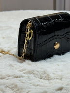 Mini Cartera Cocodrilo con Cadena Dorada