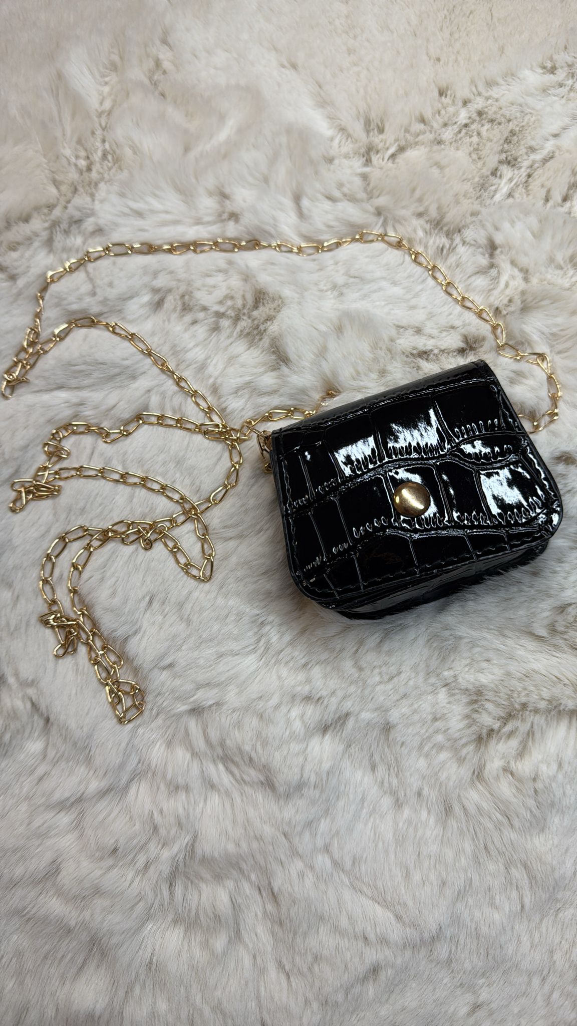Mini Cartera Cocodrilo con Cadena Dorada